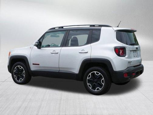 2016 Jeep Renegade Trailhawk