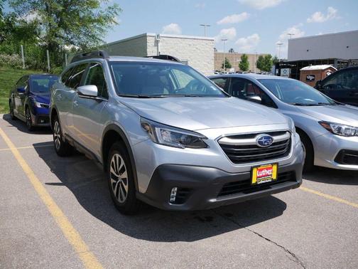 2022 Subaru Outback Premium