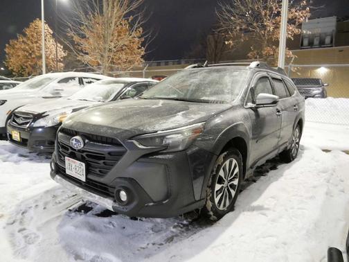 2023 Subaru Outback Touring