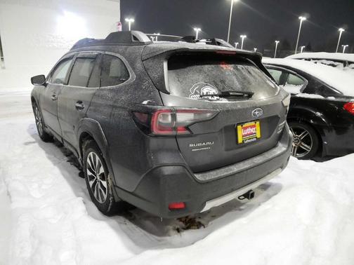 2023 Subaru Outback Touring