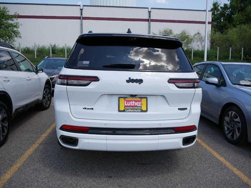 2023 Jeep Grand Cherokee L Summit