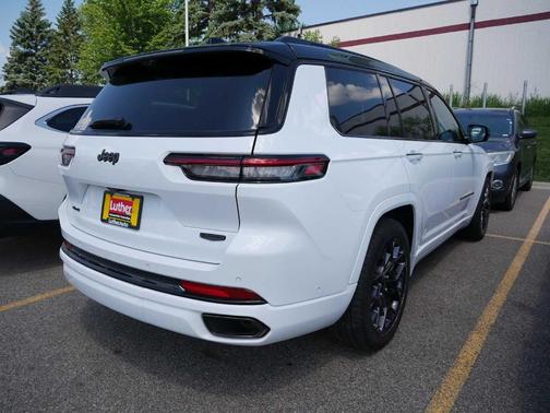 2023 Jeep Grand Cherokee L Summit