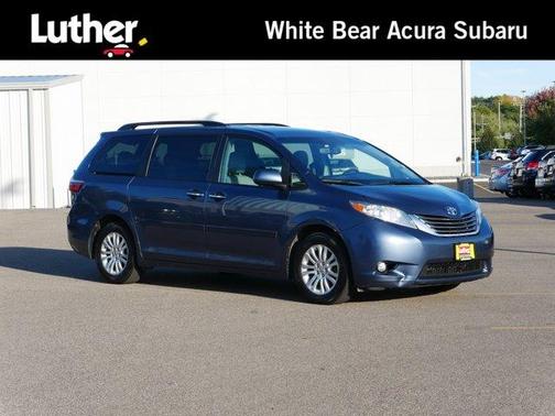 2015 Toyota Sienna XLE