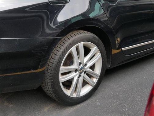 2017 Volkswagen Jetta 1.8T SEL