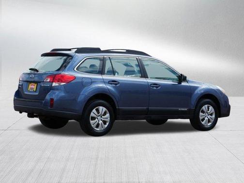 Twighlight Blue Metallic 2013 Subaru Outback 2.5i