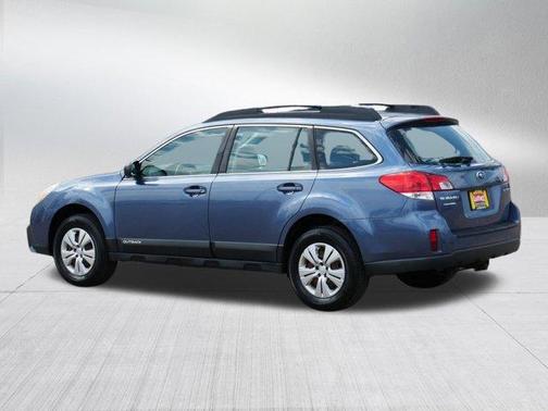 Twighlight Blue Metallic 2013 Subaru Outback 2.5i