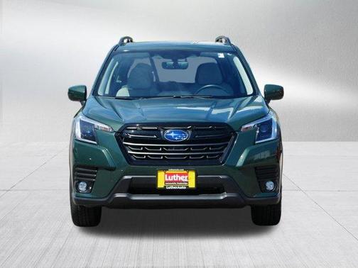 Cascade Green Silica 2024 Subaru Forester Premium