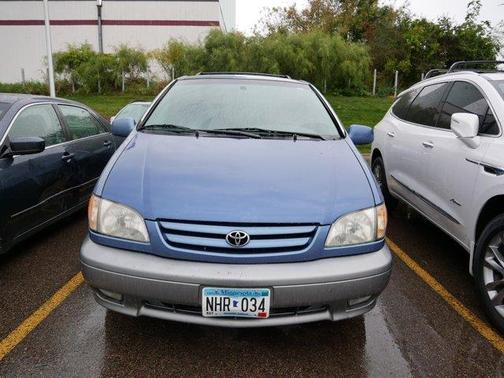 2002 Toyota Sienna XLE