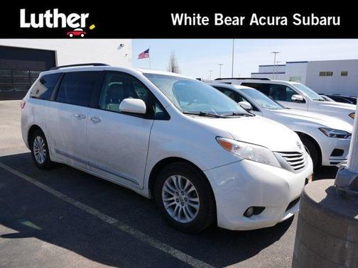 2015 Toyota Sienna XLE Premium