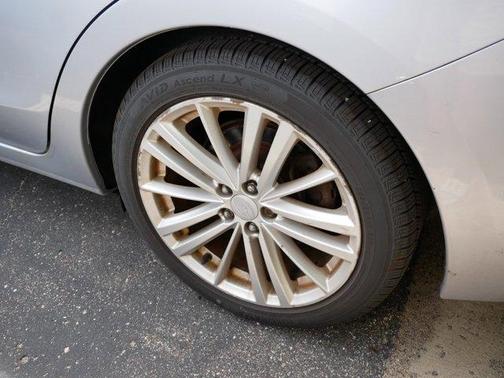 2014 Subaru Impreza 2.0i Limited
