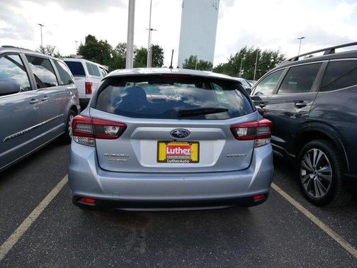 2022 Subaru Impreza Base