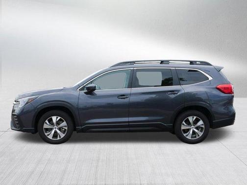 Magnetite Gray Metallic 2025 Subaru Ascent Premium
