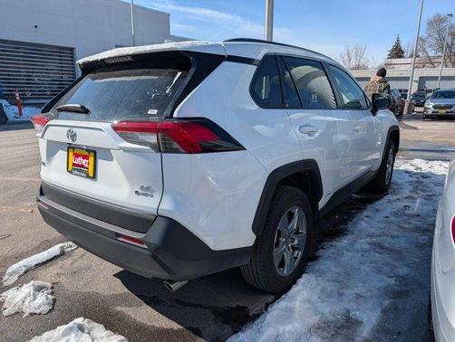 2025 Toyota RAV4 Hybrid LE