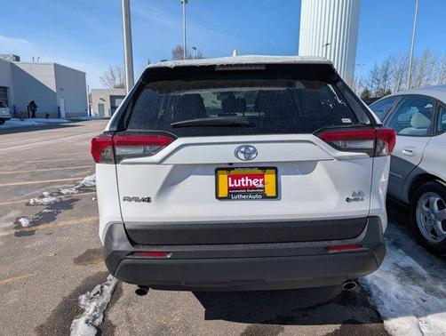 2025 Toyota RAV4 Hybrid LE