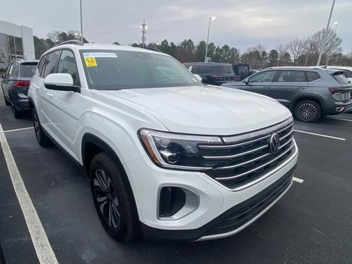 2025 Volkswagen Atlas 2.0T SE