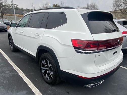 2025 Volkswagen Atlas 2.0T SE