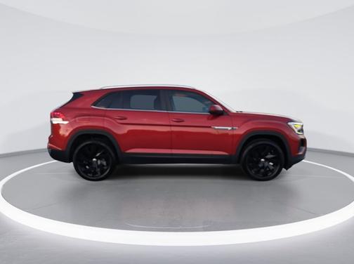 2025 Volkswagen Atlas Cross Sport 2.0T SE w/ Technology