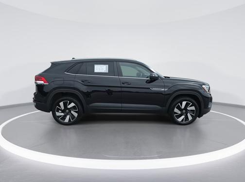 2024 Volkswagen Atlas Cross Sport 2.0T SE w/ Technology