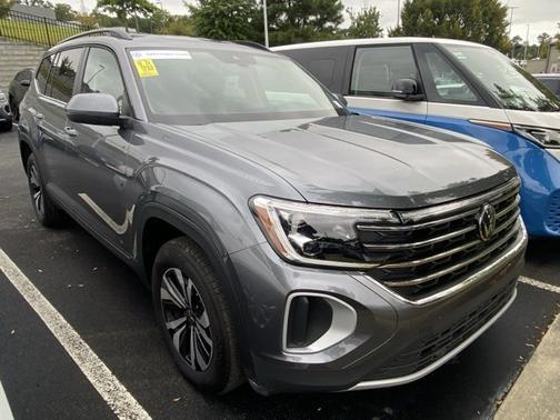 2024 Volkswagen Atlas 2.0T SE