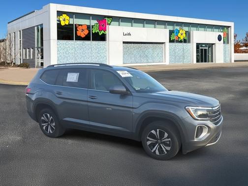 2024 Volkswagen Atlas 2.0T SE