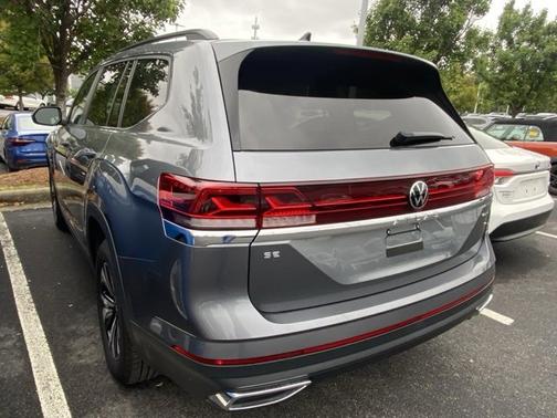 2024 Volkswagen Atlas 2.0T SE