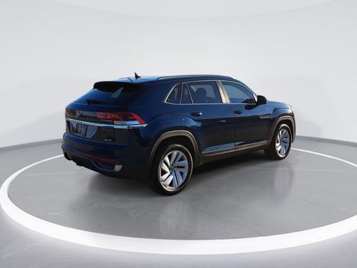 2022 Volkswagen Atlas Cross Sport 3.6 V6 SE w/ Technology