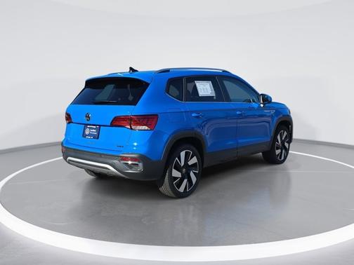 2024 Volkswagen Taos 1.5T SEL