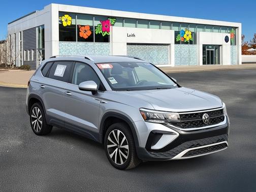 2024 Volkswagen Taos 1.5T SE