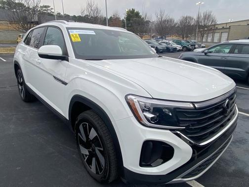 2025 Volkswagen Atlas Cross Sport 2.0T SE w/ Technology