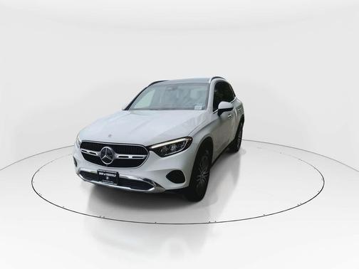 Polar White 2023 Mercedes-Benz GLC 300 4MATIC