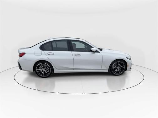 2023 BMW 330 xDrive