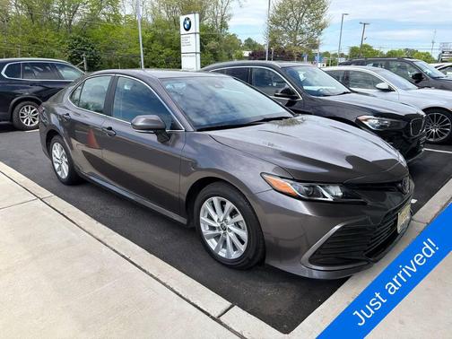 Predawn Gray Mica 2023 Toyota Camry LE