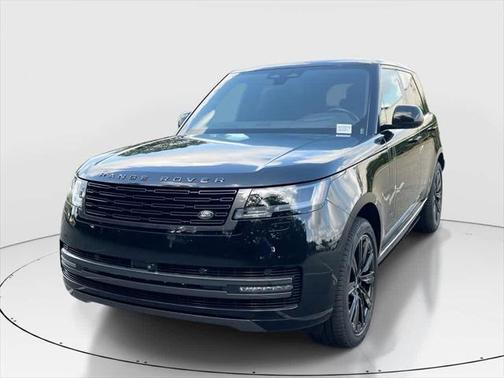 2025 Land Rover Range Rover P550e SE