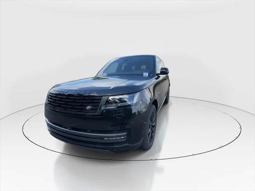 2025 Land Rover Range Rover P550e SE