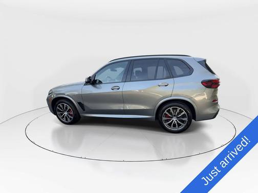 Skyscraper Grey Metallic 2025 BMW X5 xDrive40i