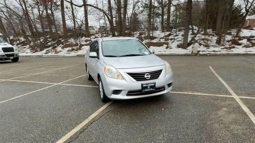 2013 Nissan Versa 1.6 S