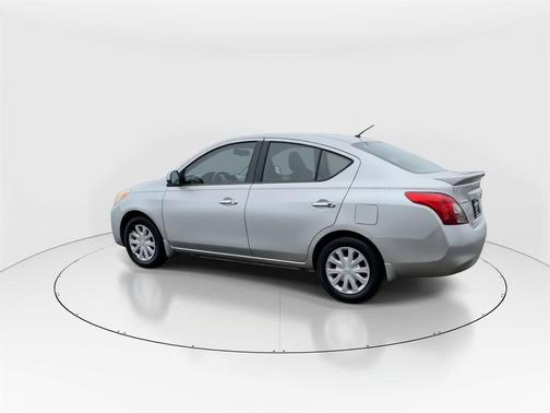 2013 Nissan Versa 1.6 S