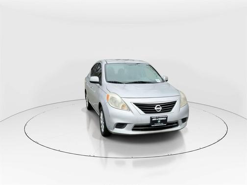 2013 Nissan Versa 1.6 S