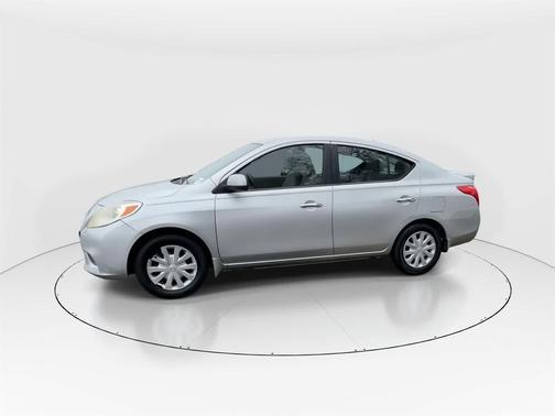 2013 Nissan Versa 1.6 S