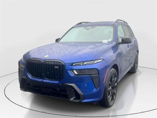 2023 BMW X7 M60i
