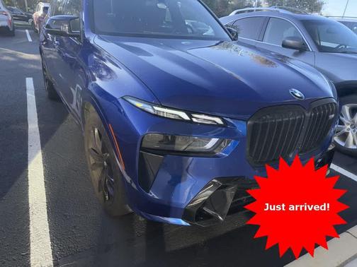 2023 BMW X7 M60i