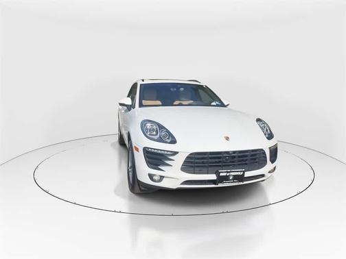 2018 Porsche Macan AWD