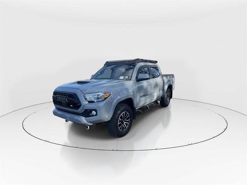 2020 Toyota Tacoma TRD Sport