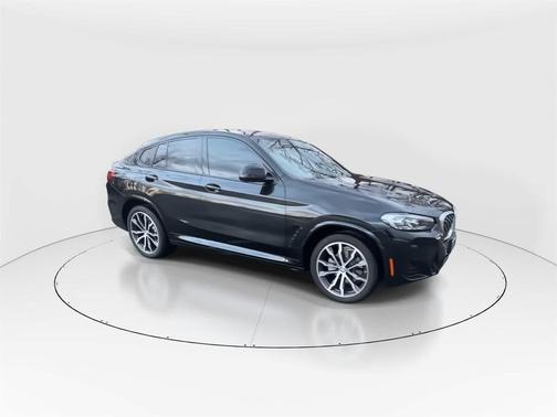 2023 BMW X4 xDrive30i