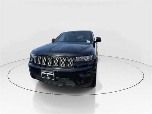 2017 Jeep Grand Cherokee Altitude