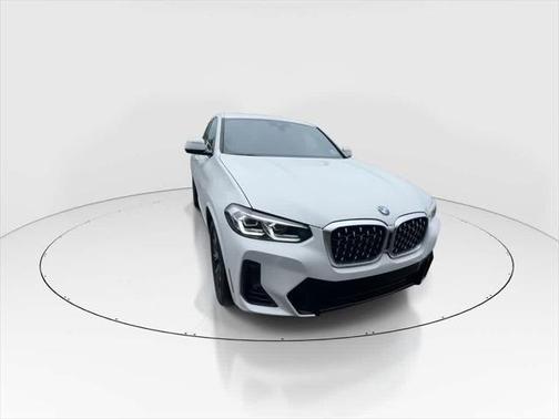 2022 BMW X4 xDrive30i