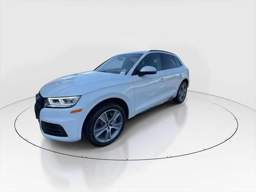 2020 Audi Q5 45 Premium Plus