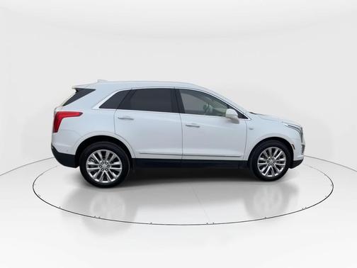 2019 Cadillac XT5 Platinum