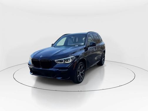 Tanzanite Blue II Metallic 2023 BMW X5 M50i
