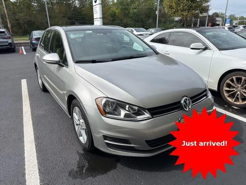 2017 Volkswagen Golf TSI Wolfsburg Edition 4-Door
